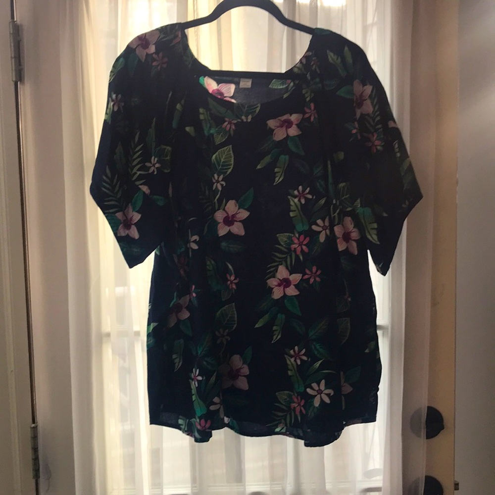 Old Navy summer floral linen shirt.